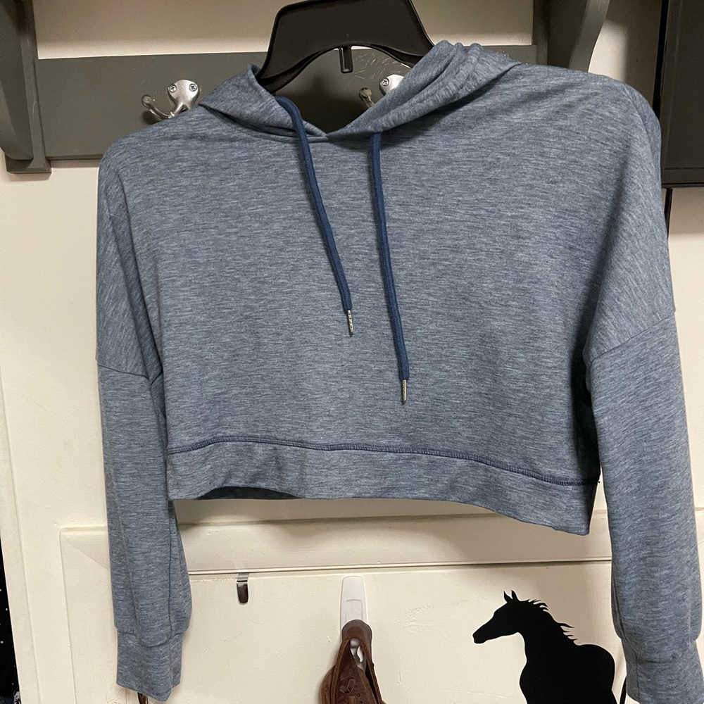 Cropped hoodie